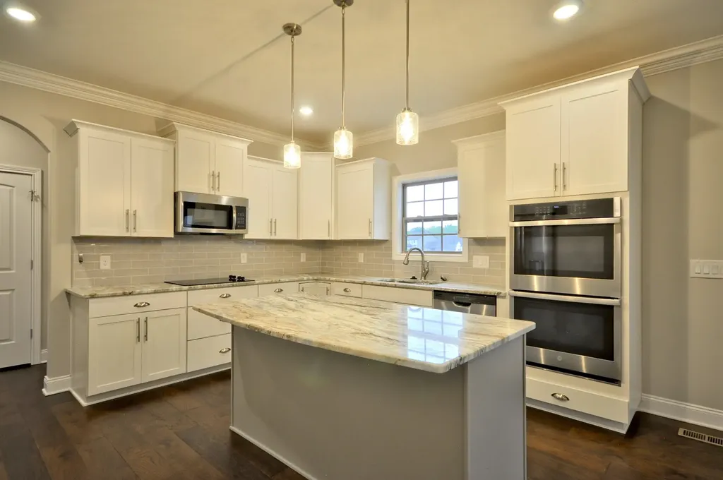 1332 Juniper Pass Clarksville TN 37043