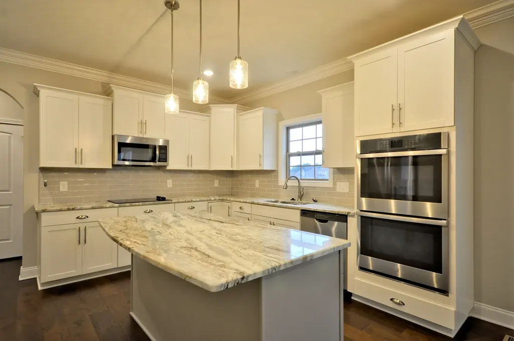 1332 Juniper Pass Clarksville TN 37043