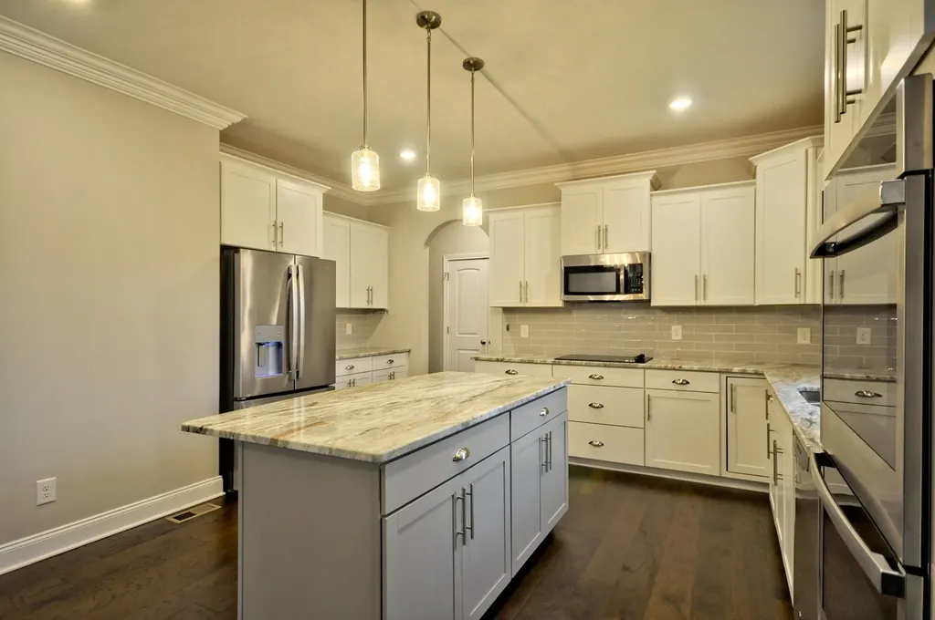 1332 Juniper Pass Clarksville TN 37043