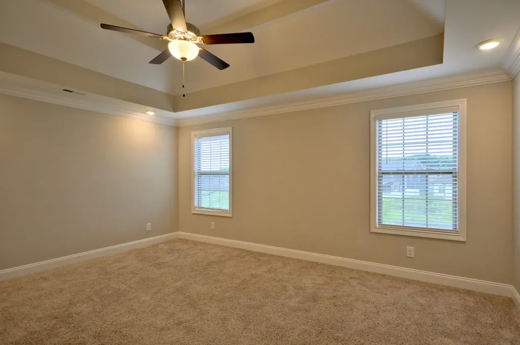 1332 Juniper Pass Clarksville TN 37043