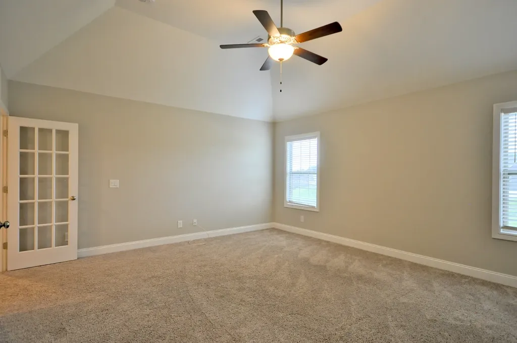 1332 Juniper Pass Clarksville TN 37043