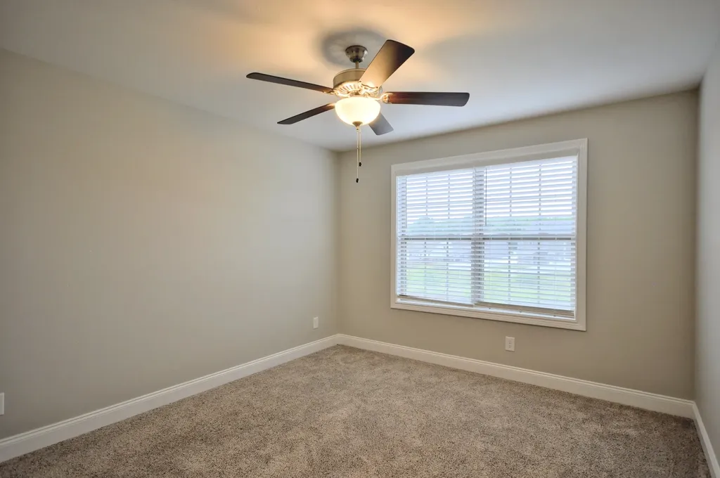1332 Juniper Pass Clarksville TN 37043