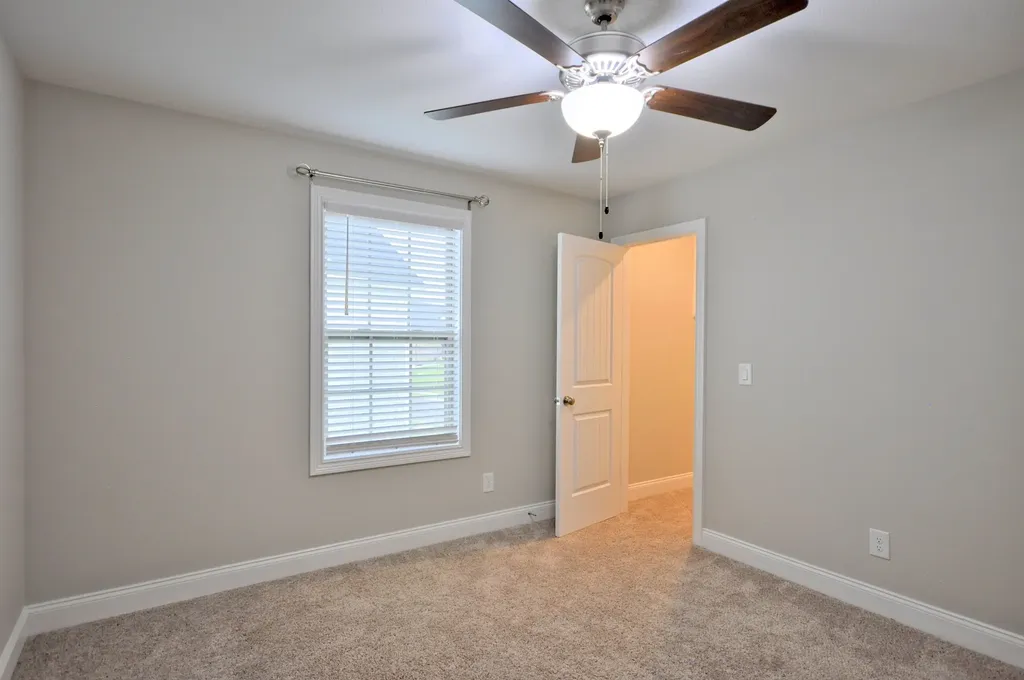 1332 Juniper Pass Clarksville TN 37043