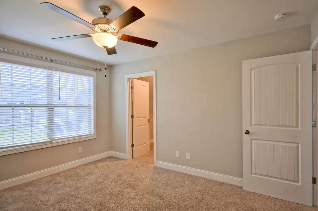 1332 Juniper Pass Clarksville TN 37043
