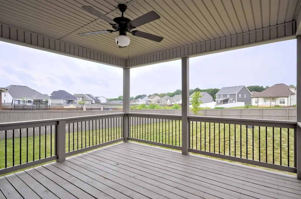 1332 Juniper Pass Clarksville TN 37043