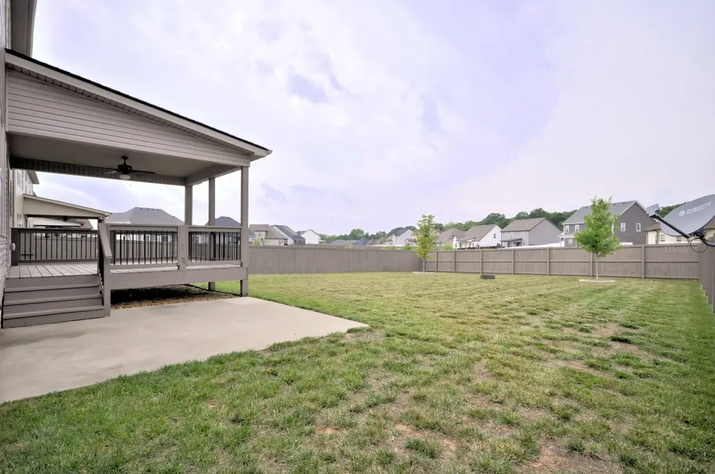 1332 Juniper Pass Clarksville TN 37043