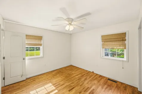 169 Dixie Street Lexington TN 38351