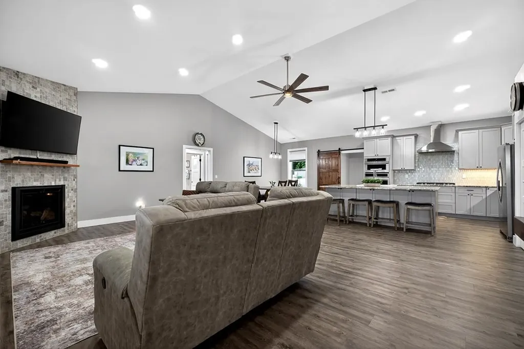 1005 Bethlehem Estates Rickman TN 38580