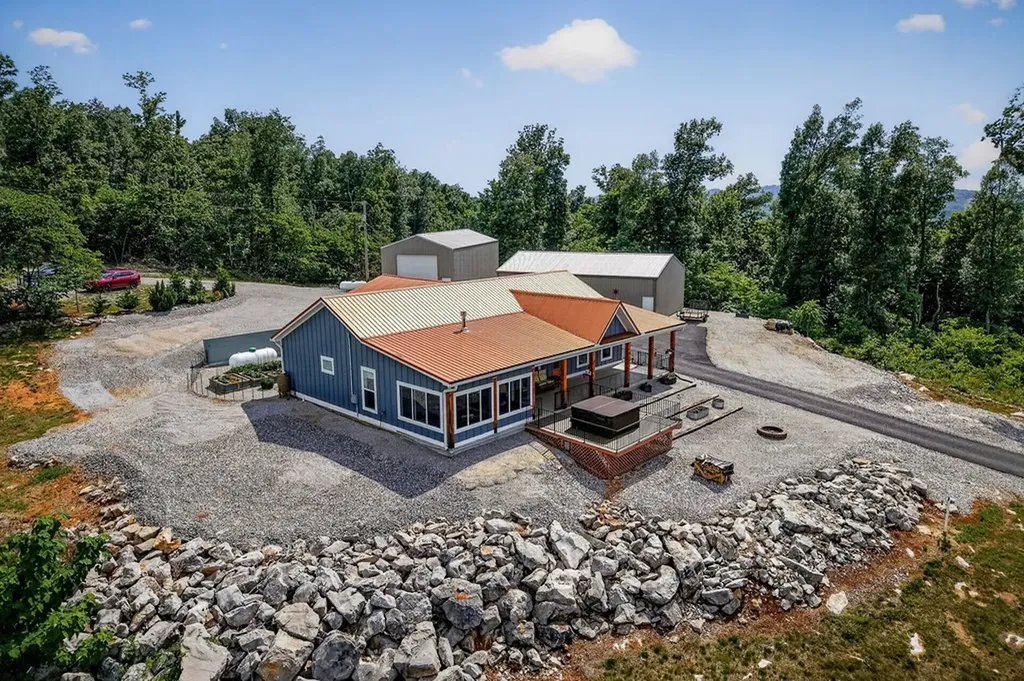 1005 Bethlehem Estates Rickman TN 38580