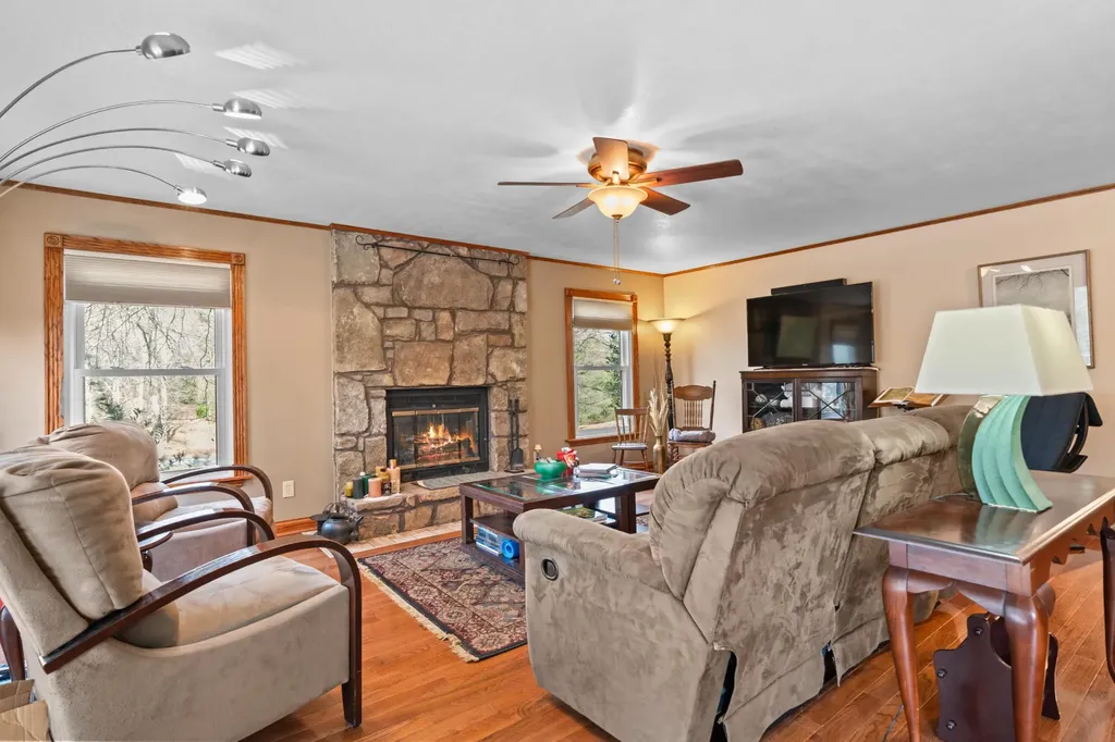 1909 Beech Cove Drive, NW Cleveland TN 37312