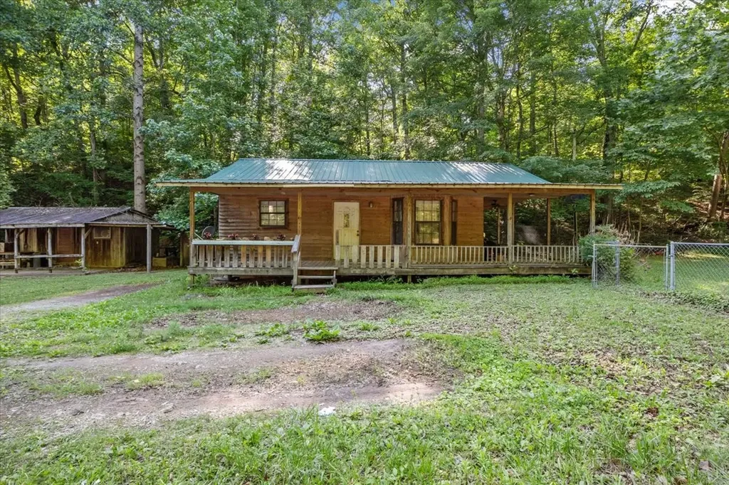 3865 Clydeton Road, S Waverly TN 37185