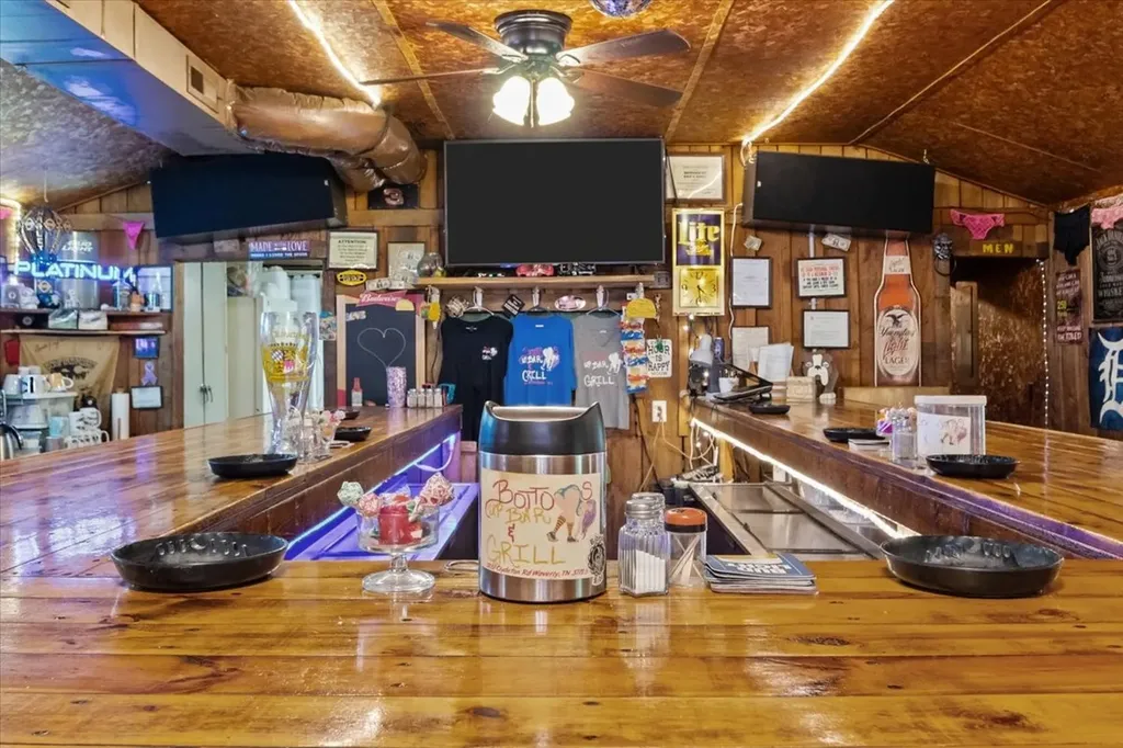 3861 Clydeton Road Waverly TN 37185