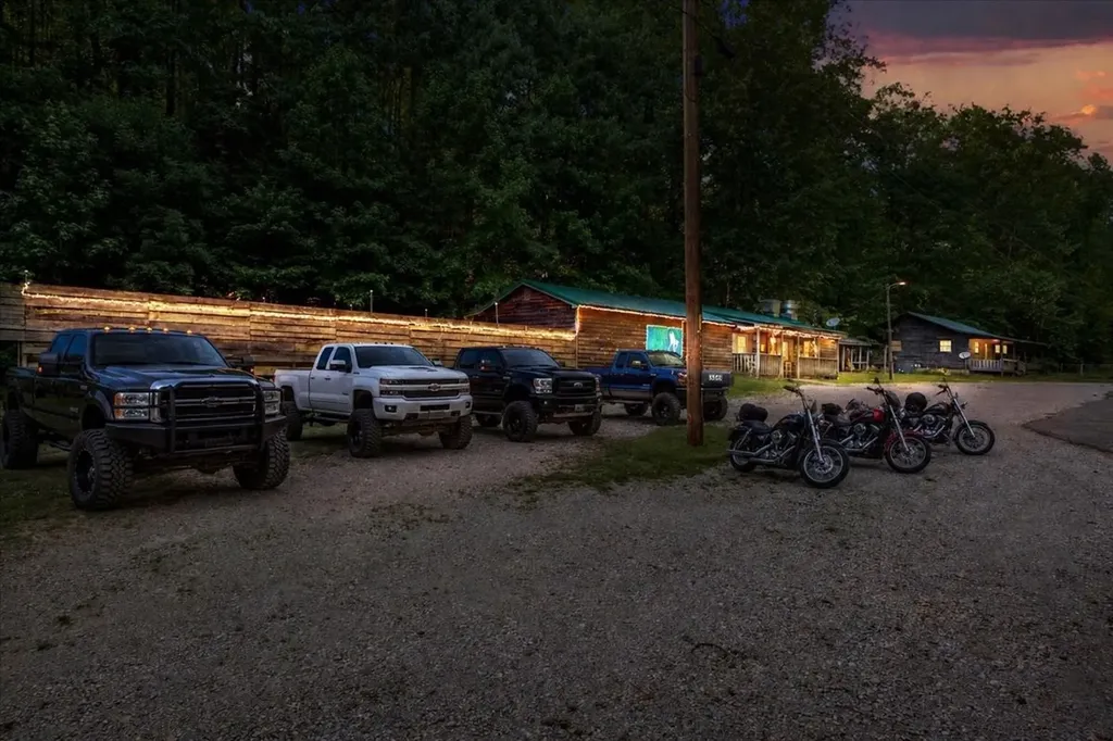 3861 Clydeton Road Waverly TN 37185