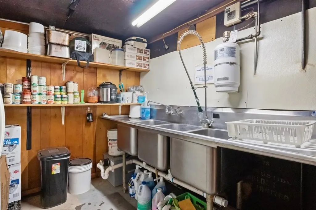 3861 Clydeton Road Waverly TN 37185