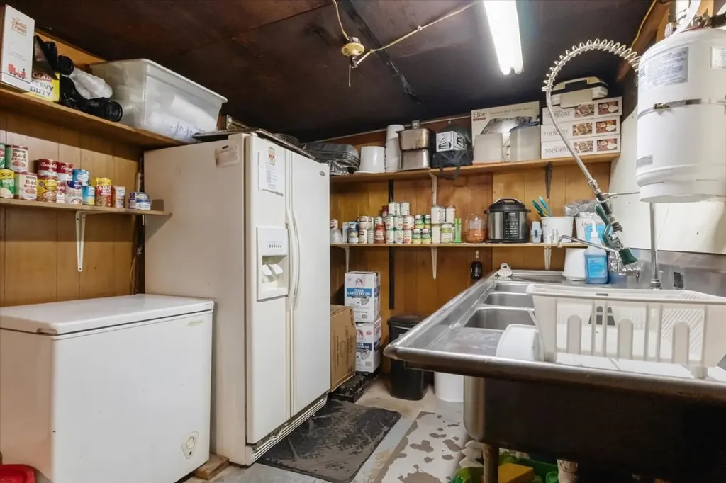 3861 Clydeton Road Waverly TN 37185