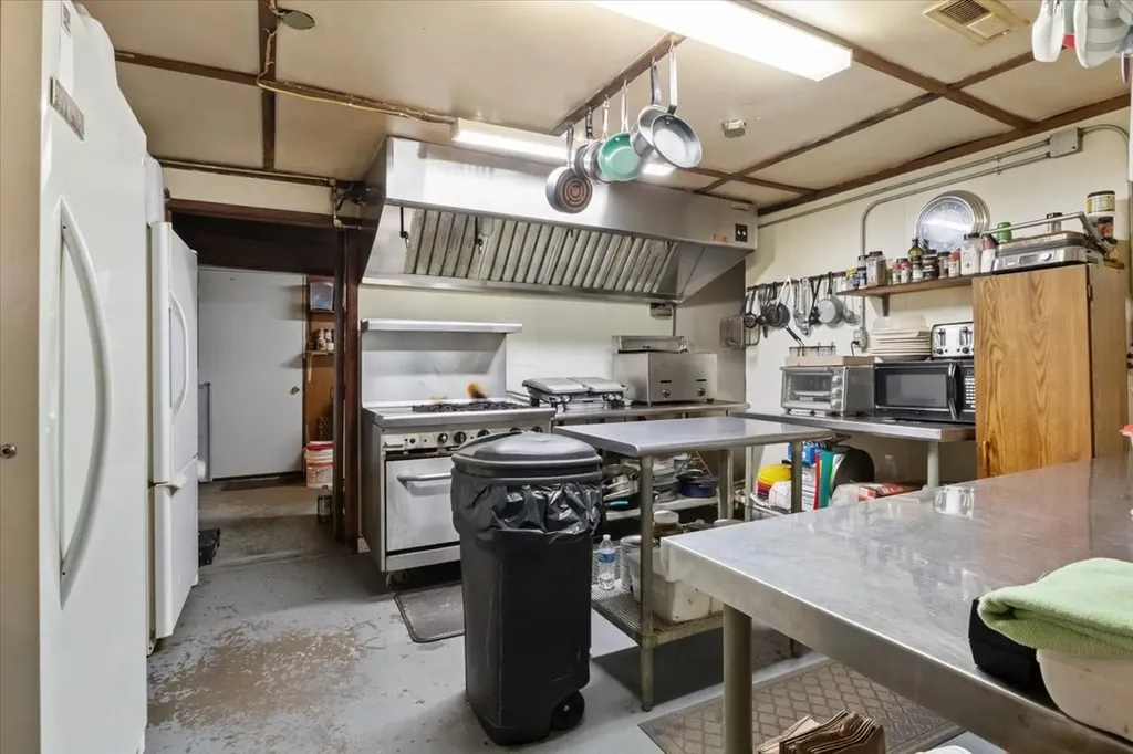 3861 Clydeton Road Waverly TN 37185