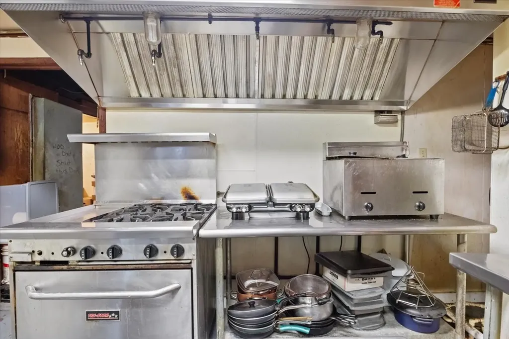 3861 Clydeton Road Waverly TN 37185