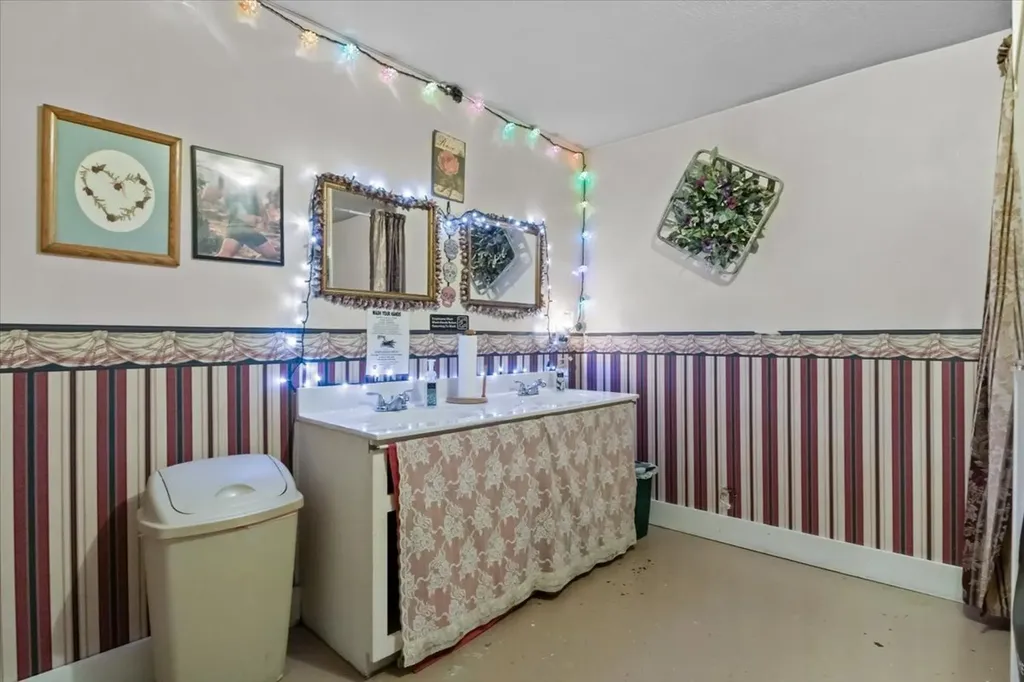 3861 Clydeton Road Waverly TN 37185