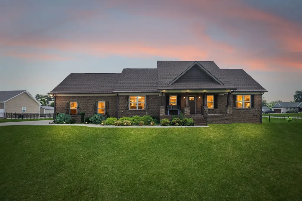 32 Richland Hills Drive Manchester TN 37355