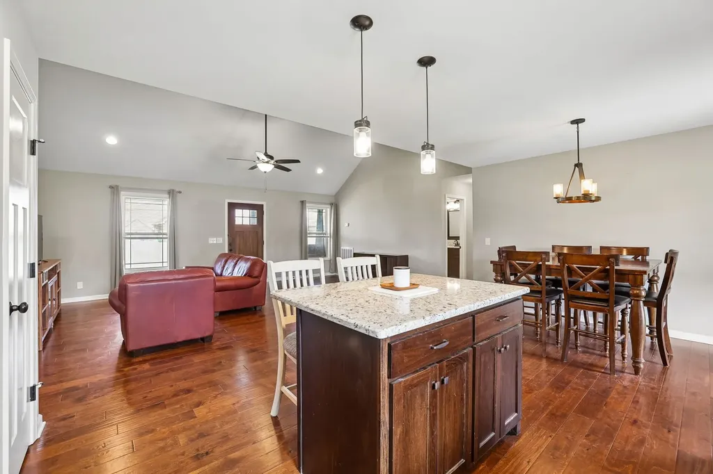 32 Richland Hills Drive Manchester TN 37355
