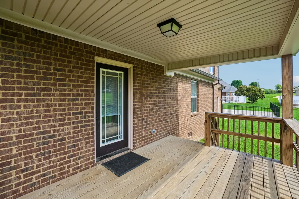 32 Richland Hills Drive Manchester TN 37355