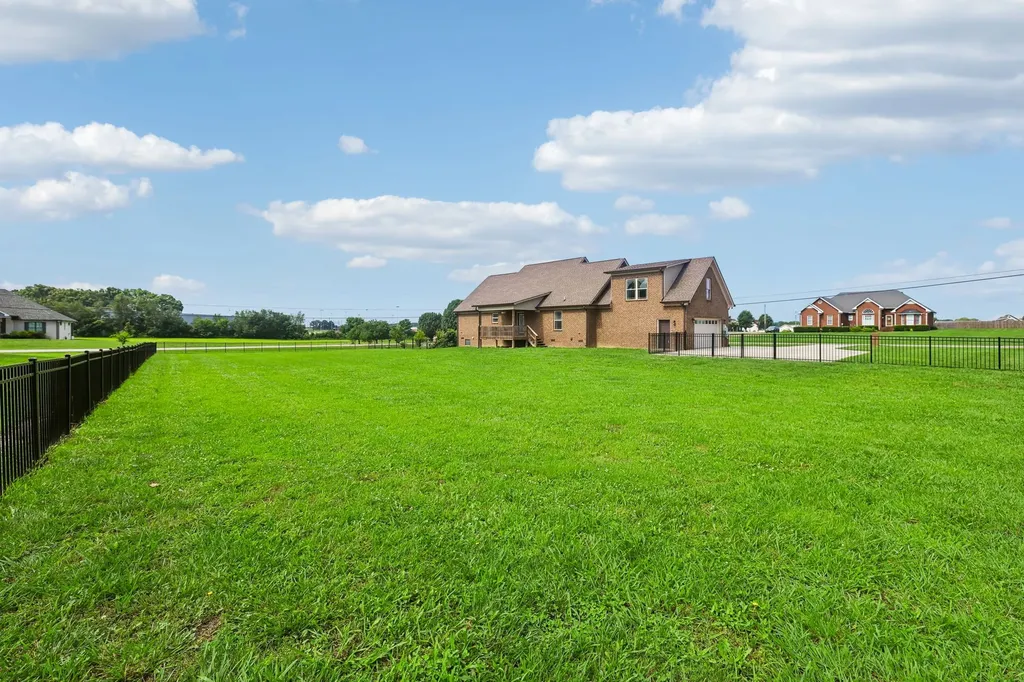 32 Richland Hills Drive Manchester TN 37355