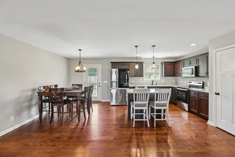 32 Richland Hills Drive Manchester TN 37355
