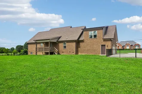 32 Richland Hills Drive Manchester TN 37355