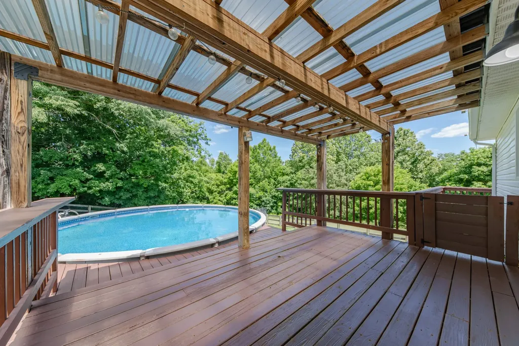 824 Mulberry Drive Columbia TN 38401