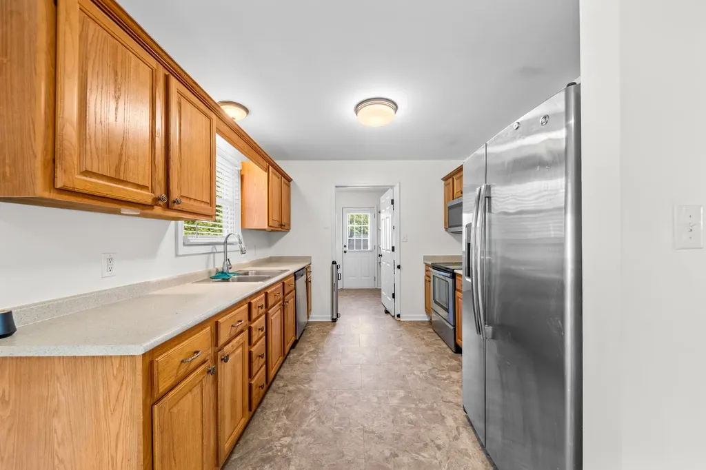 824 Mulberry Drive Columbia TN 38401