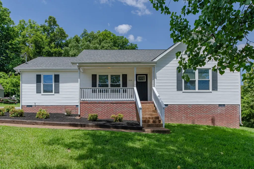 824 Mulberry Drive Columbia TN 38401