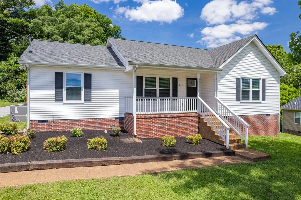 824 Mulberry Drive Columbia TN 38401