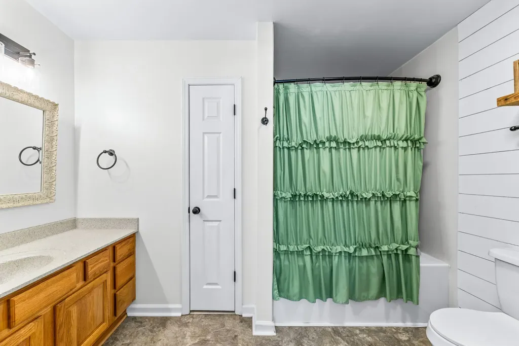 824 Mulberry Drive Columbia TN 38401