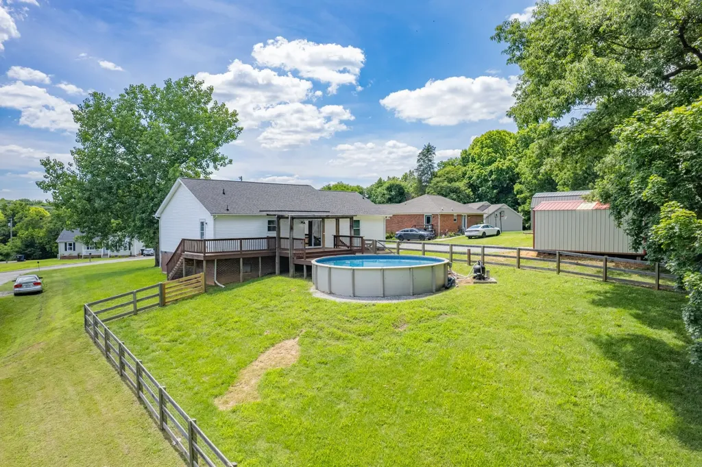 824 Mulberry Drive Columbia TN 38401