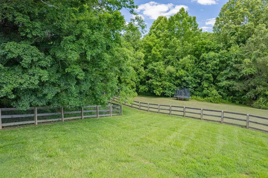 824 Mulberry Drive Columbia TN 38401