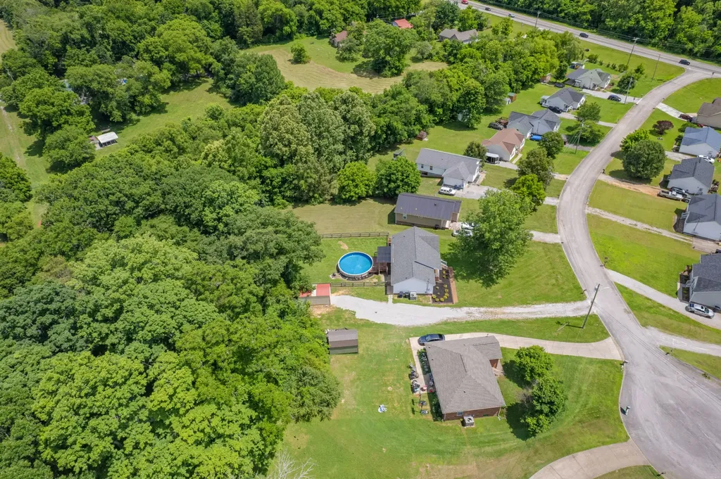824 Mulberry Drive Columbia TN 38401