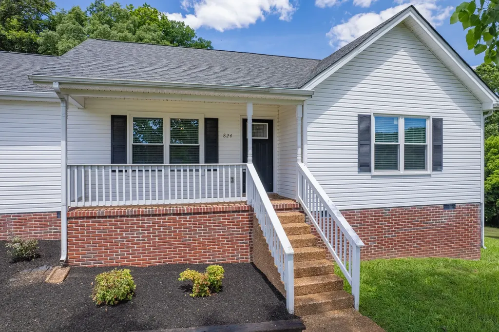 824 Mulberry Drive Columbia TN 38401