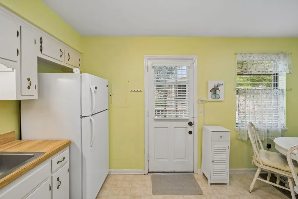 352 Deer Lake Drive Nashville TN 37221