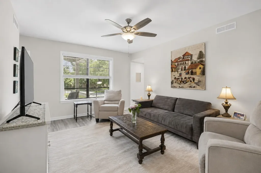 352 Deer Lake Drive Nashville TN 37221