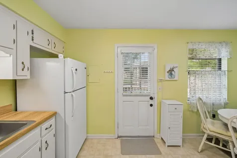 352 Deer Lake Drive Nashville TN 37221