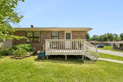 352 Deer Lake Drive Nashville TN 37221