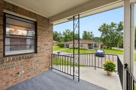 352 Deer Lake Drive Nashville TN 37221