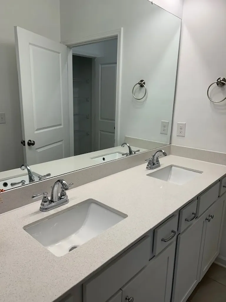 923 Millstream Drive Nashville TN 37218