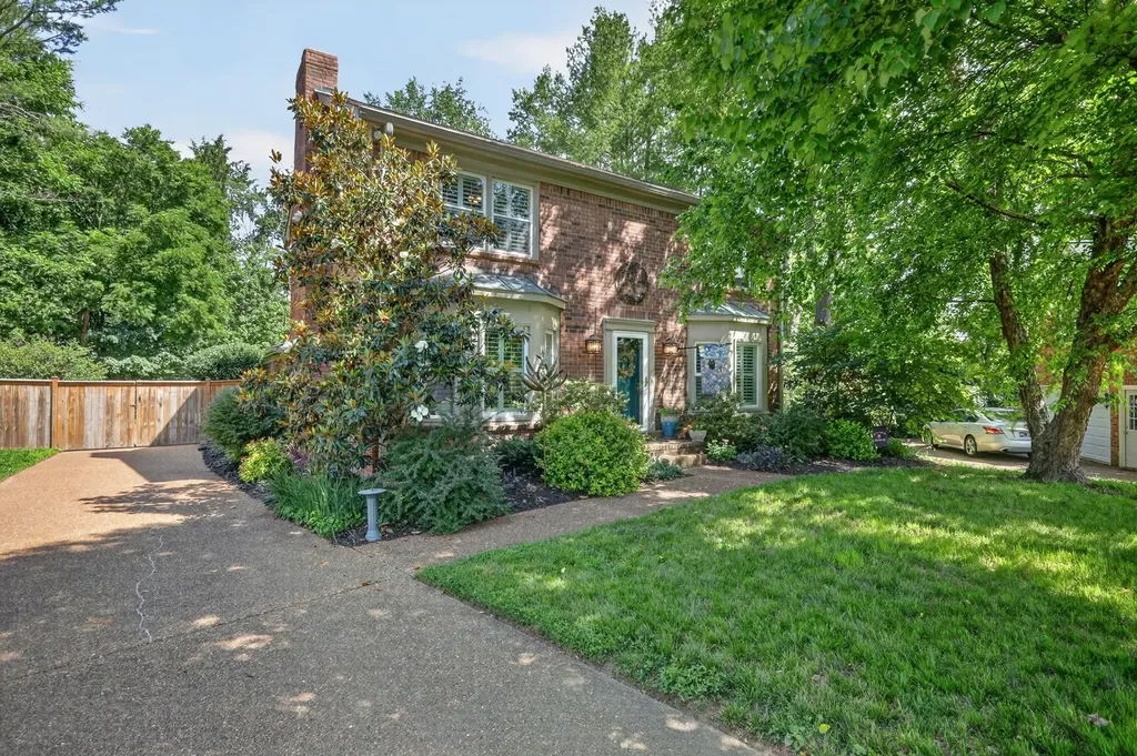 301 W Chownings Court Franklin TN 37064