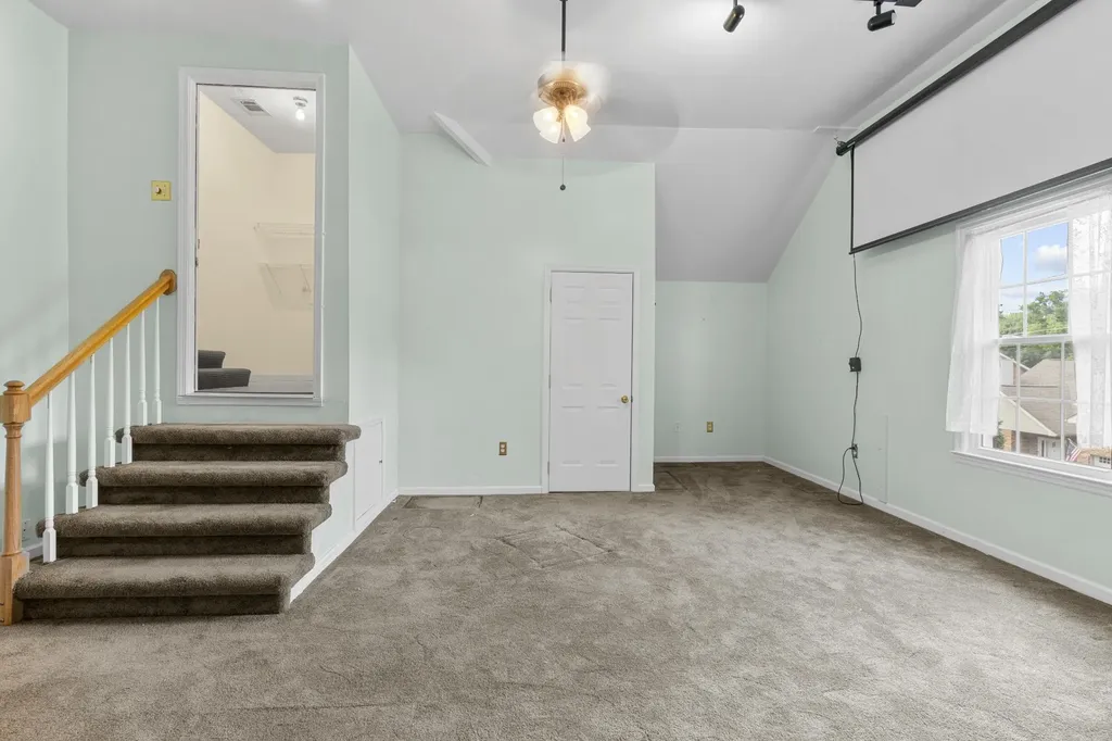 116 Breakwater, N Hendersonville TN 37075