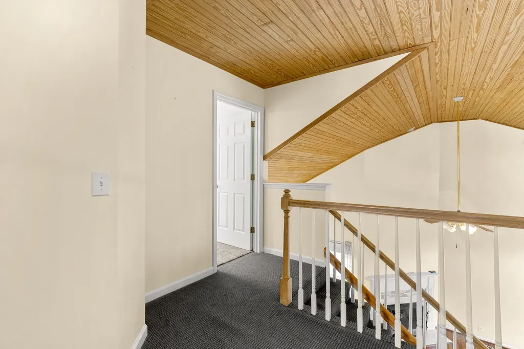 116 Breakwater, N Hendersonville TN 37075