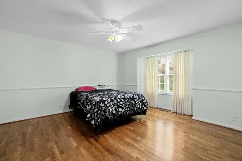 116 Breakwater, N Hendersonville TN 37075