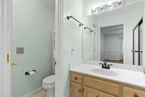 116 Breakwater, N Hendersonville TN 37075
