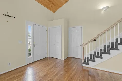 116 Breakwater, N Hendersonville TN 37075
