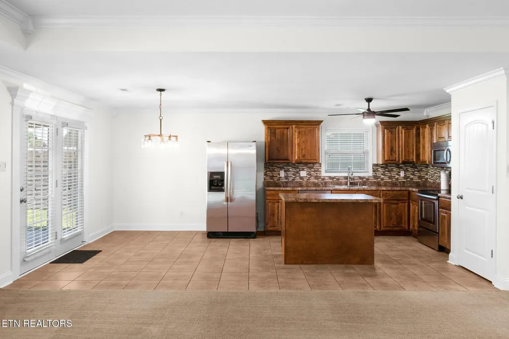 1112 Cherbourg Drive Maryville TN 37801